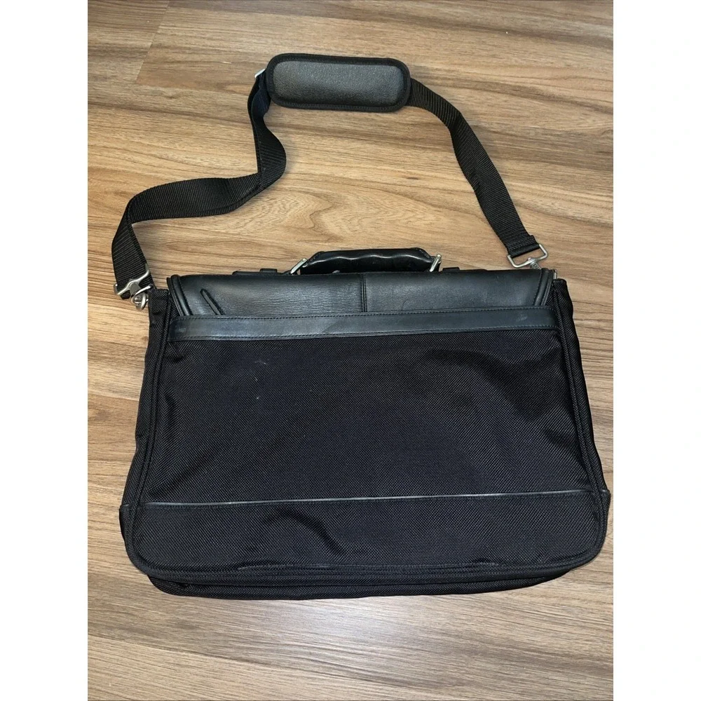 TUMI Bedford Thornbrook Document Brief Bag Business Bag Briefcase 29232D